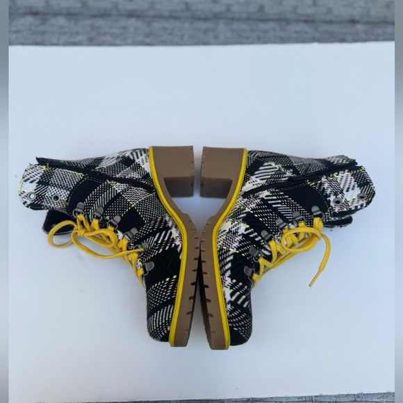 Eric Michael Wool Upper Combat Boots, Yellow Laces, Side Zipper, NWOT, size 37 - Picture 9 of 14